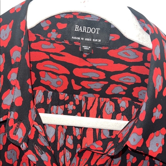 Bardot Mona Leopard Blouse Red Grey Black Collared Shirt Small Silky Long Sleeve - Picture 10 of 11